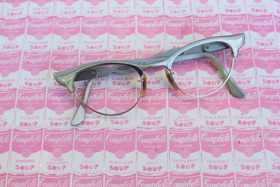 1950s 1960s Vintage CAT EYE Eye Glasses....vintage