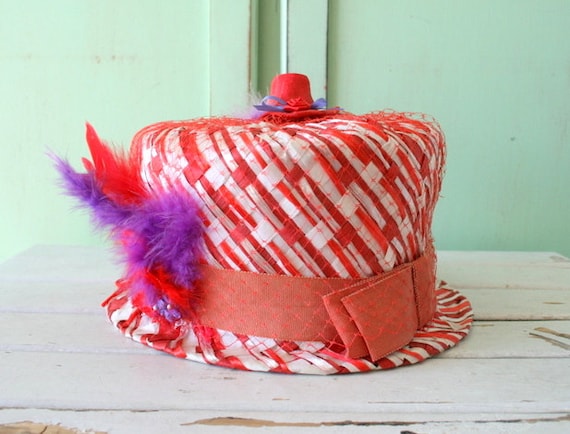 Vintage RED HAT Straw Hat...liberty hat. straw ha… - image 1