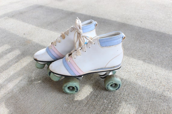 Vintage ROLLER SKATES.retro. pacer. rink master. … - image 2