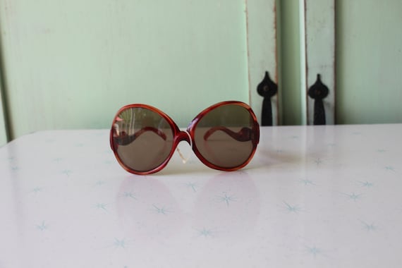 Vintage MOD Twiggy Sunglasses...rare. womens. jac… - image 2