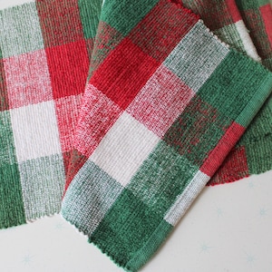 1980s Vintage Plaid Christmas Placemats Set: Soft Retro Table Linen
