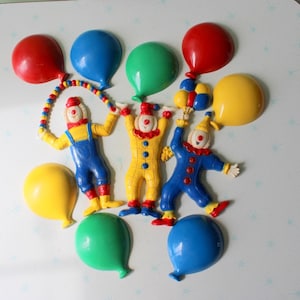 1970s Vintage 3D Clown & Balloon Wall Art: Kitsch Nursery Decor