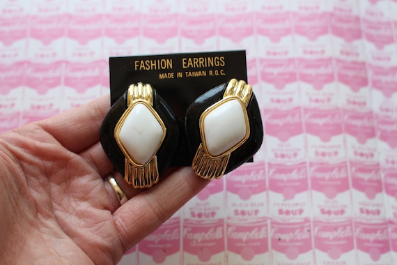 1980s Black and White Clip On Costume Earrings...… - image 1