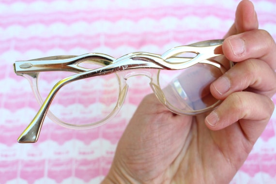 1950s 1960s Winged Cat Eye Glasses....vintage eye… - image 6