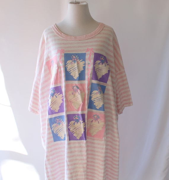 1980s Pink Purple Blue Hearts Pajama Oversized Te… - image 1