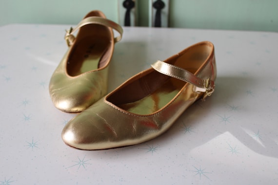 1960s Golden LEATHER Ballerina Shoes......size 5.… - image 9