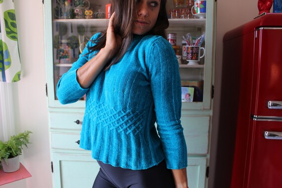 Vintage TEAL Fancy Chic Sweater...size small. fre… - image 4