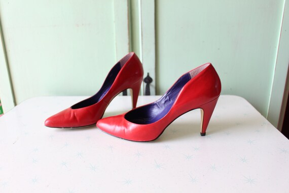 ambulance Messing titel Buy Vintage NINE WEST Leather Heels.....size 6.5 Women.....heels. Online in  India - Etsy