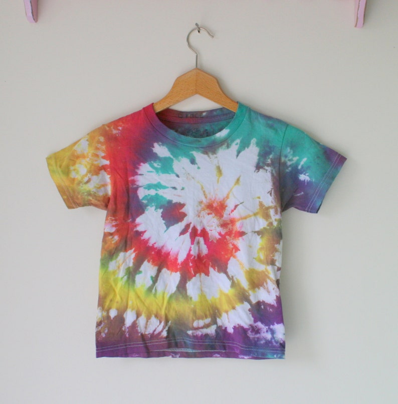 1980s TIE DYE Crop Tee.....unisex. colorful. 80s 90s clothing. Etsy