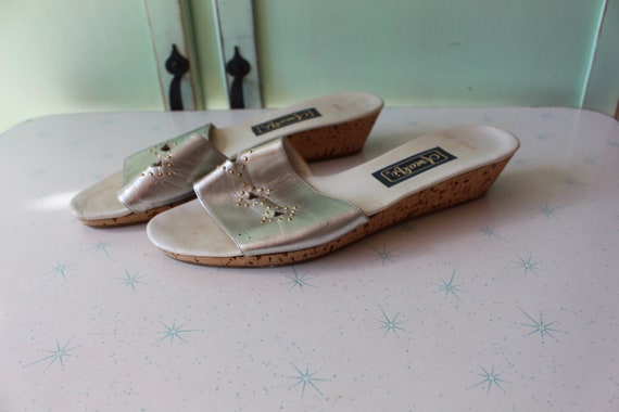 SALE//// 1980s SILVER Flats.size 7.5 womens..shoe… - image 4