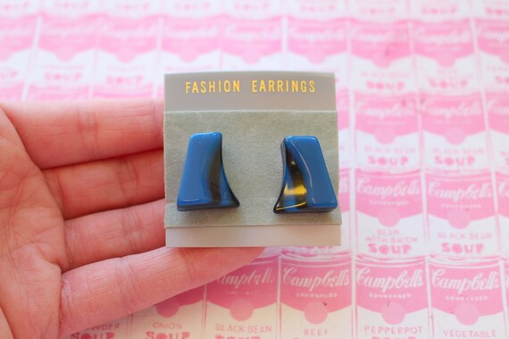1980s Black and Blue Stud Earrings......3D. retro… - image 1