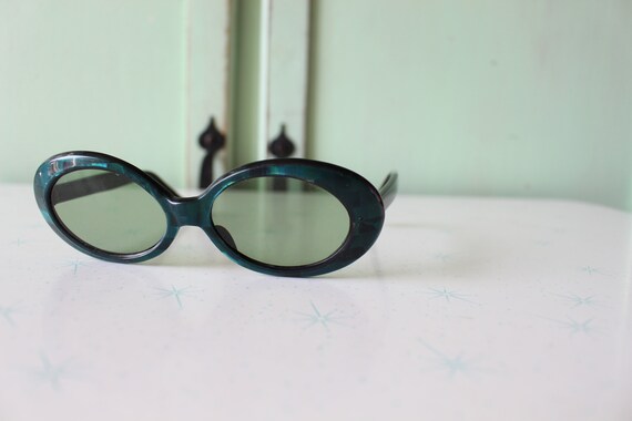 TRUE VINTAGE 1960s Atomic Retro Sunglasses...eyew… - image 5