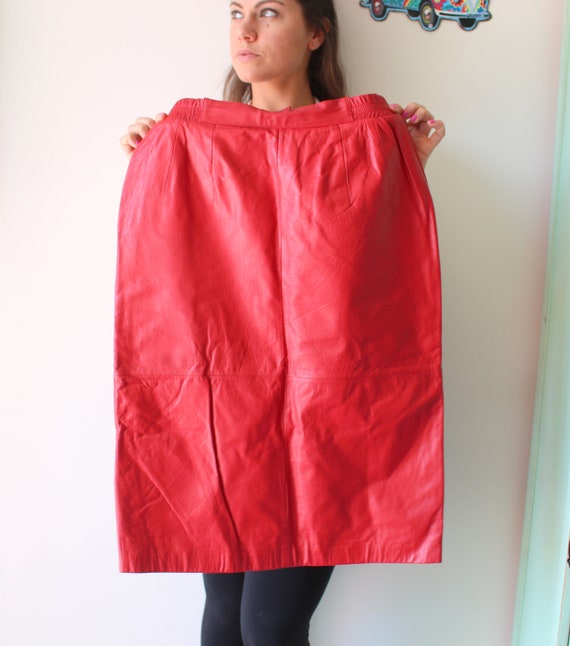 Vintage RED LEATHER Pencil Skirt...size medium...r