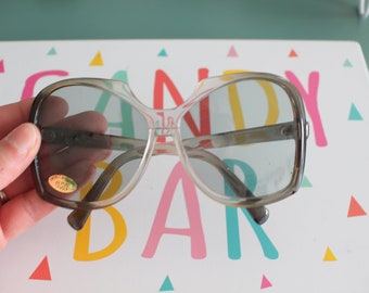 Vintage 1960s Oversized Sunglasses: Mod Party Shades