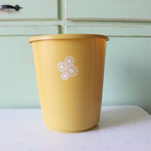 1970s RETRO Mustard Yellow Trash Can....bathroom. pantry. bins. can. mid century. groovy. seventies. 70s. retro. atomic. 60s kitchen. pantry