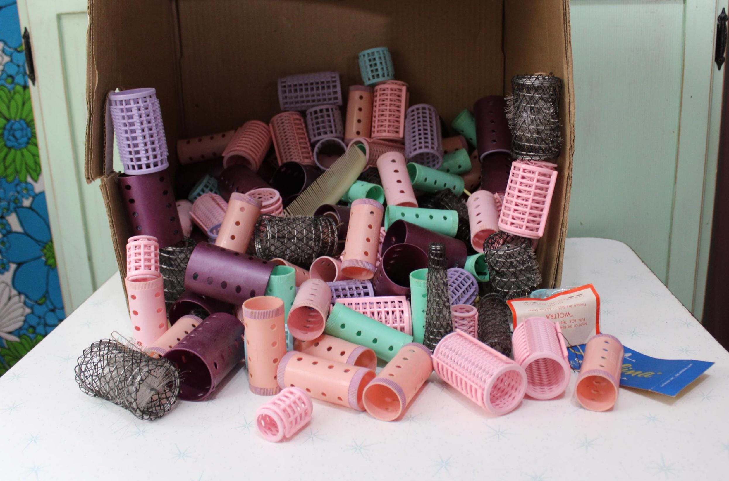 Box of Vintage Hair Rollers and Metal Clips Vintage Lot 30 Goody Metal Hair Clips Curlers Mid Century  main image 3