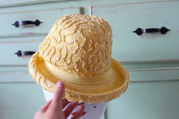 Vintage Yellow Straw Hat...church. summer. spring… - image 2