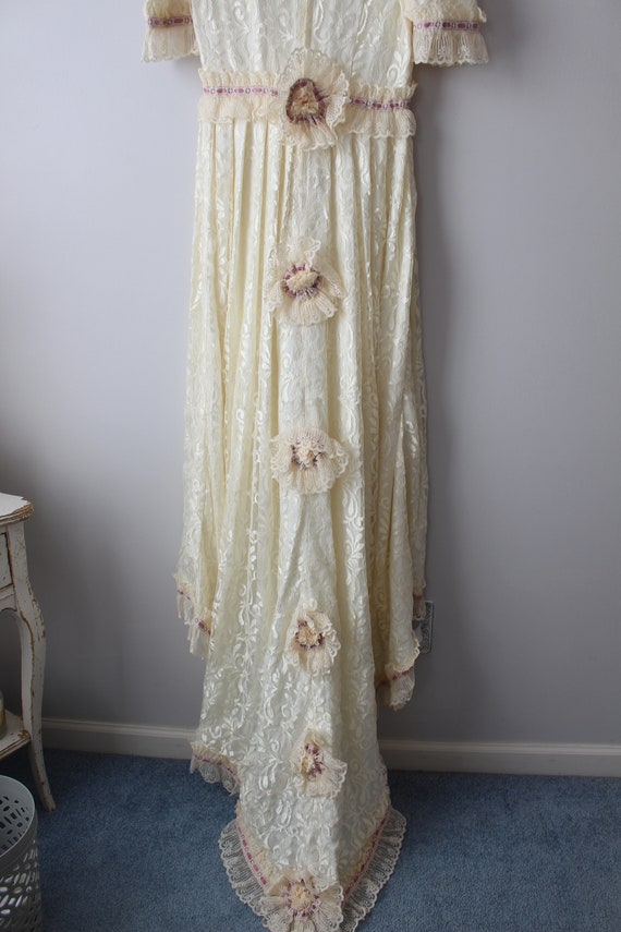 1960s Floral Lace VICTORIAN Dress...small medium … - image 3