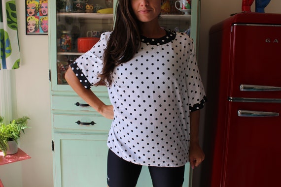 Vintage POLKA DOTS Blouse...womens. black and whi… - image 4