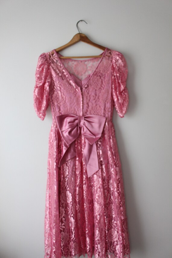 1960s Lovely Vintage PRETTY PINK Dress...fancy. p… - image 7