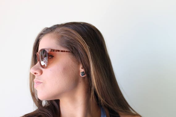 Vintage Retro Groovy Sunglasses...rare. womens ey… - image 3