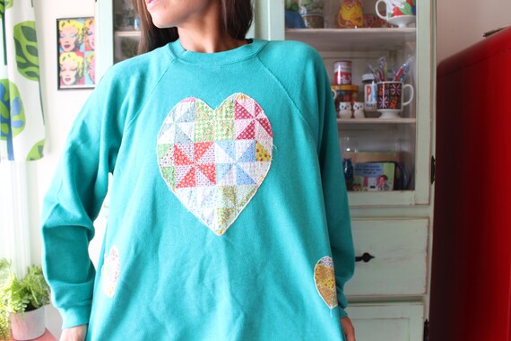 1980s Grandma Country Hearts Floral Sweatshirt...… - image 1