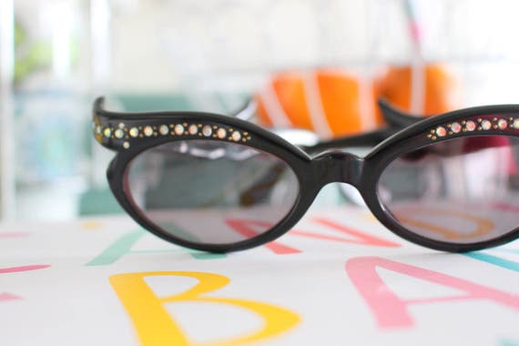 1950s 1960s Costume Cat Eye Sunglasses...vintage.