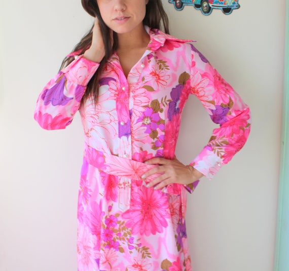 New Old Stock Vintage MOD GIRL Dress....size mediu
