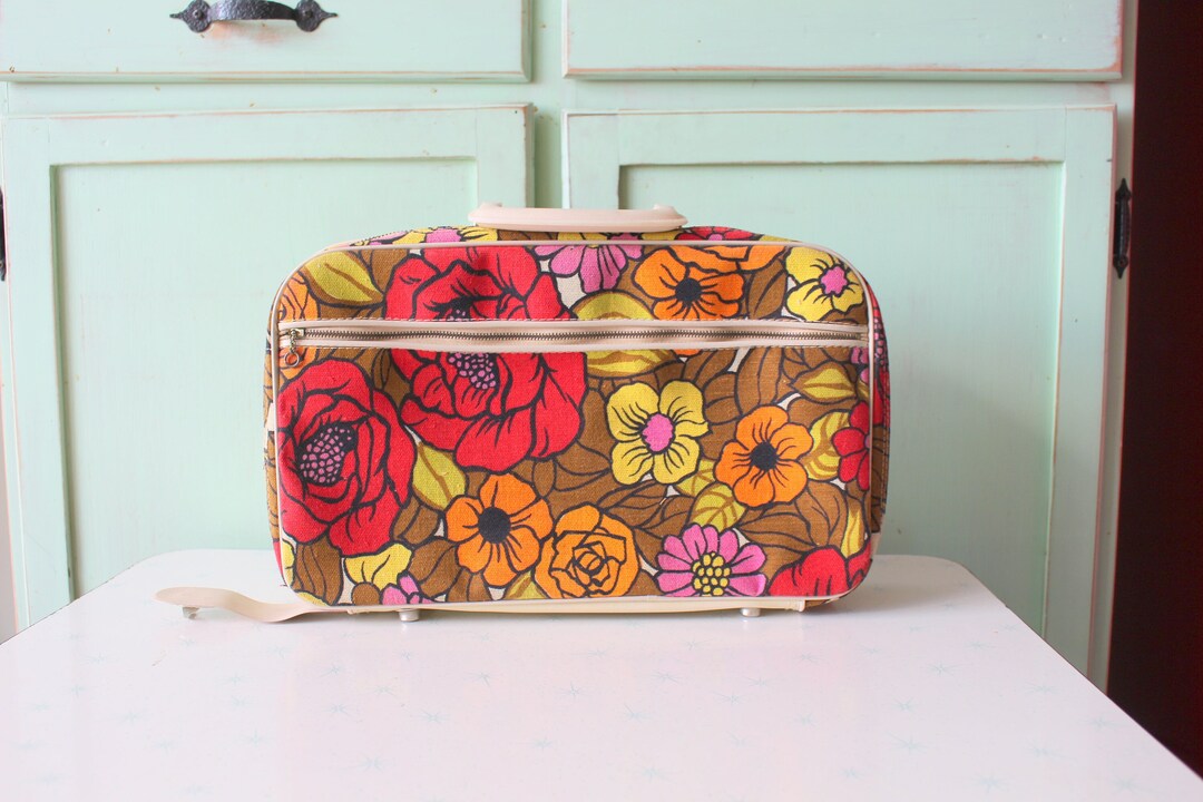 1970s Mod RARE VINTAGE SUITCASE Luggage Bag.....retro. Vintage Luggage