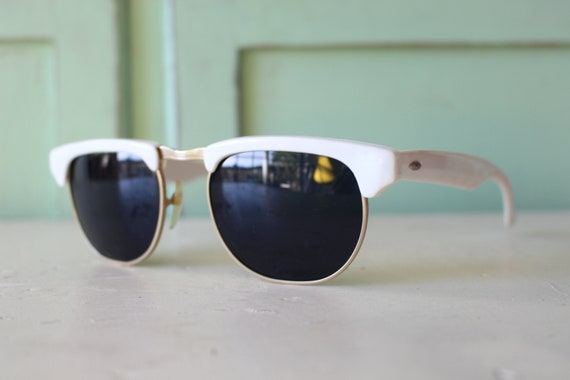 NOS Vintage HIPSTER  Sunglasses...retro. colorful… - image 1