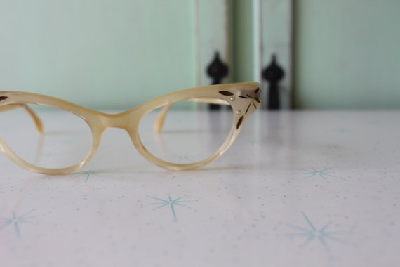 1950s 1960s Vintage CAT EYE Glasses....vintage ey… - image 3