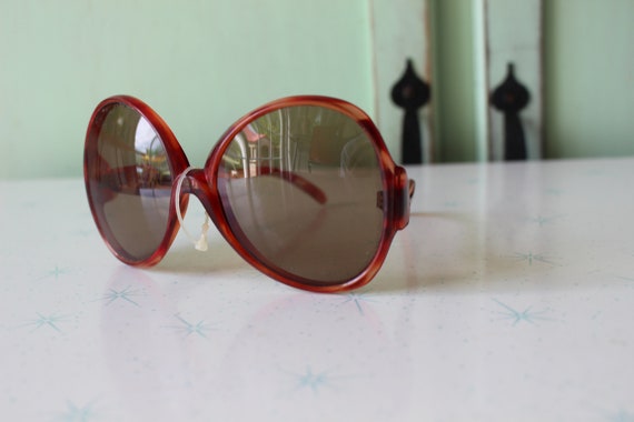 Vintage MOD Twiggy Sunglasses...rare. womens. jac… - image 5