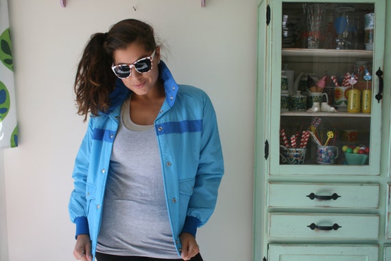 Vtg BLUE 1970s Hipster Jacket..sporty. colorful. … - image 2