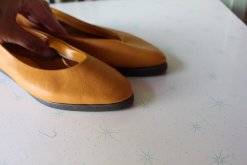 1980s Mustard Yellow Leather NUVA Flats...size 6 women...yellow. party. mod. classic. retro. designer. dijon. autumn. yellow shoes. 80s image 4