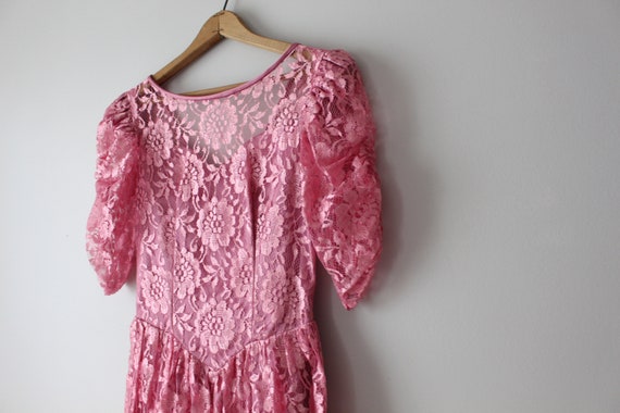 1960s Lovely Vintage PRETTY PINK Dress...fancy. p… - image 4