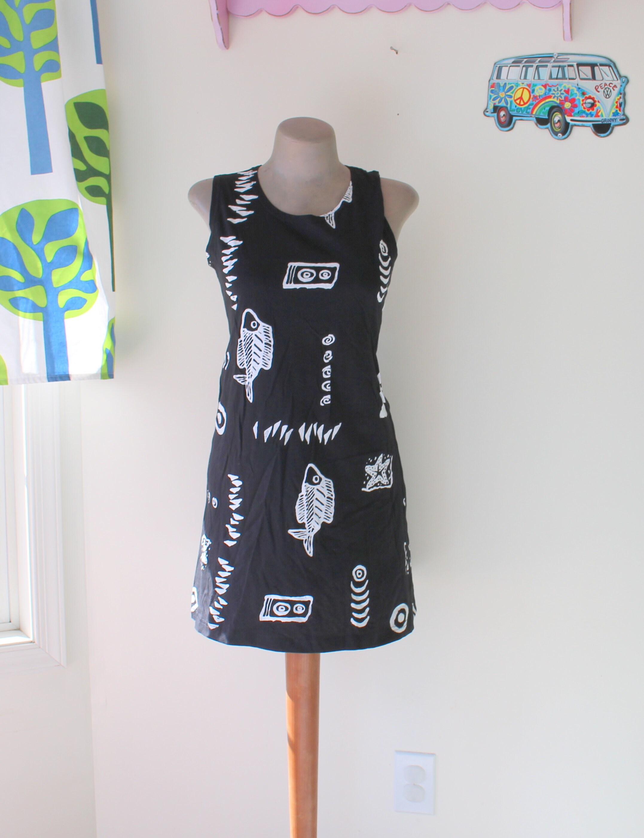 casual 80s dresses The '80s Dress Trend Is More Wearable Than You Think