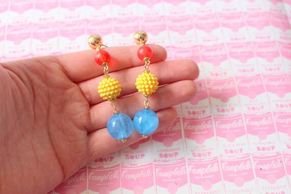 1980s Beaded Dangle Earrings: Colorful Tropical Glam