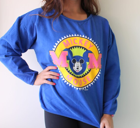 Vintage MICKEY MOUSE Sweater...walt disney. minni