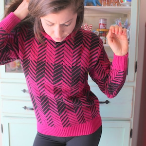 1980s Black & Hot Pink Chevron Sweater - Retro Pullover