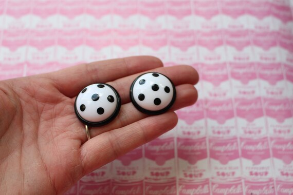 Vintage POLKA DOT Earrings..round. black and whit… - image 2