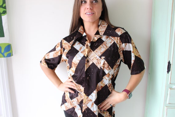 1970s Vintage The BOLD ONE Hawaiian Button Down..… - image 5