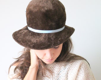 Vintage Floppy BROWN Hat..fedora. church. cloche. fancy. derby. wedding. costume. 1950s hat. 1960s hat. brown. mid century. fancy