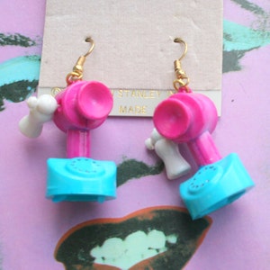 1985 TELEPHONE Earrings...kitsch. retro. earrings. new old stock. jewelry. kitschy charms. tea party. novelty. cute. kawaii. kooky. colorful