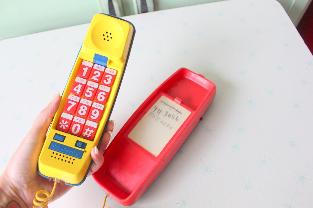 1980s RETRO RED Yellow Telephone.atomic. Rad. 70s 80s 1980s RETRO RED Yellow Telephone.atomic. Rad. 70s 80s