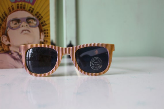 80s Vintage YELLOW Mod Sunglasses.retro. colorful… - image 3