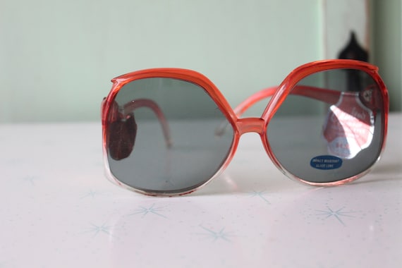 1970s Mod Sunglasses: Rare Deadstock Glass Lens Eyewear - Etsy display picture 2
