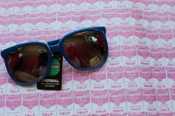 SALE/// Vintage 1980s 90s Big Sunglasses...fancy.… - image 3