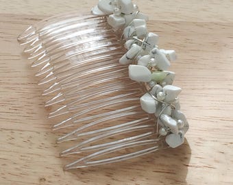 White Howlite and Pearl Side Comb