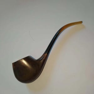 Tobacco pipe made of horn and rosewood