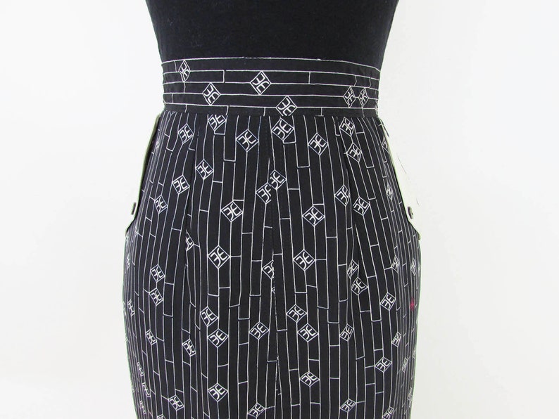 Size Small Vintage Black and Cream Cherie Logo Pencil Skirt